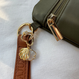 BJX Charm "CONCHITA SECRETA"